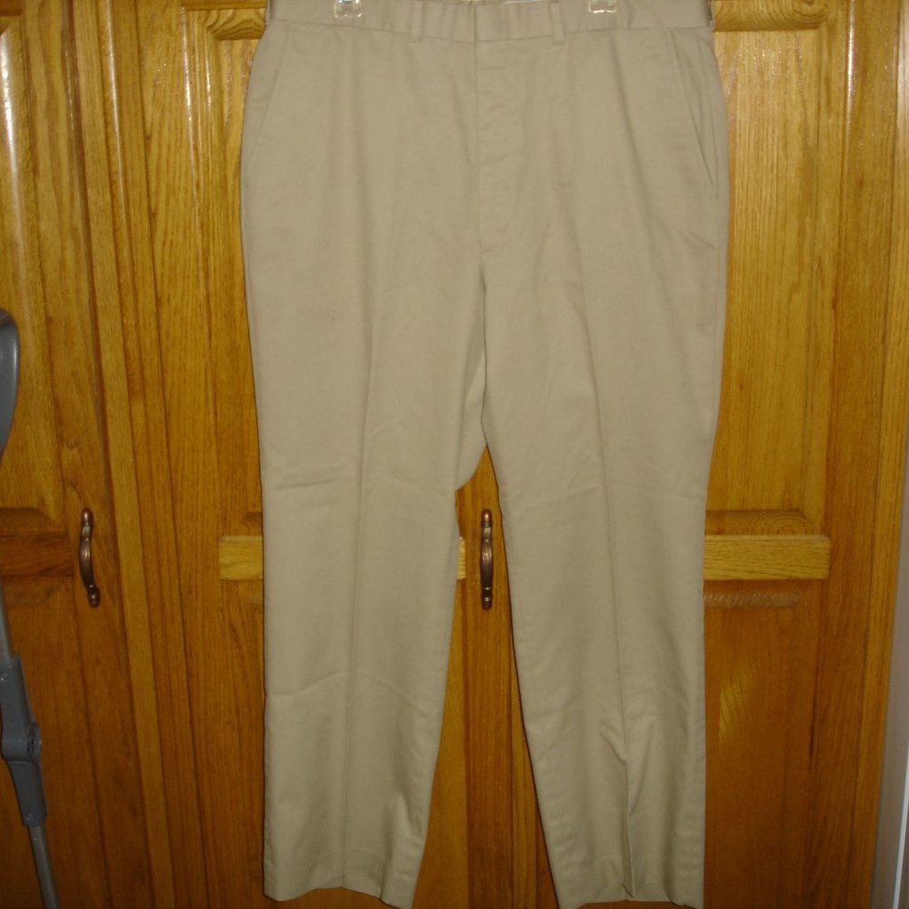MEN'S OAKTON LTD SLACKS/PANTS 38X30 BEIGE